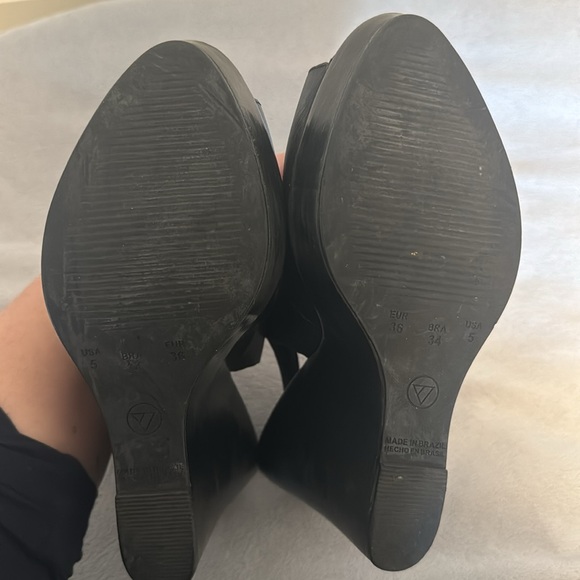 worn black ALDO wedges 36 EUR 5 USA - Picture 4 of 5